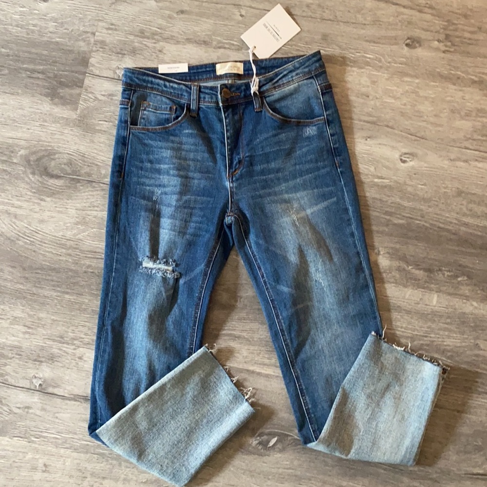 BOGO NWT Caution to the Wind Skinny Crop Jeans